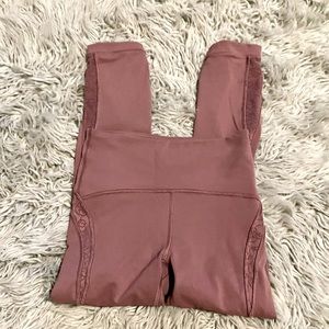 Women’s Small Dusty Pink Lululemon Leggings